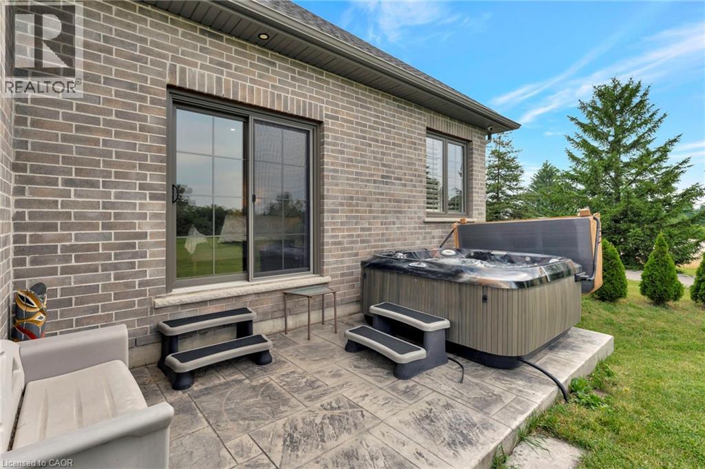 285794 Airport Road, Oxford County, Ontario  N0J 1P0 - Photo 44 - 40783711