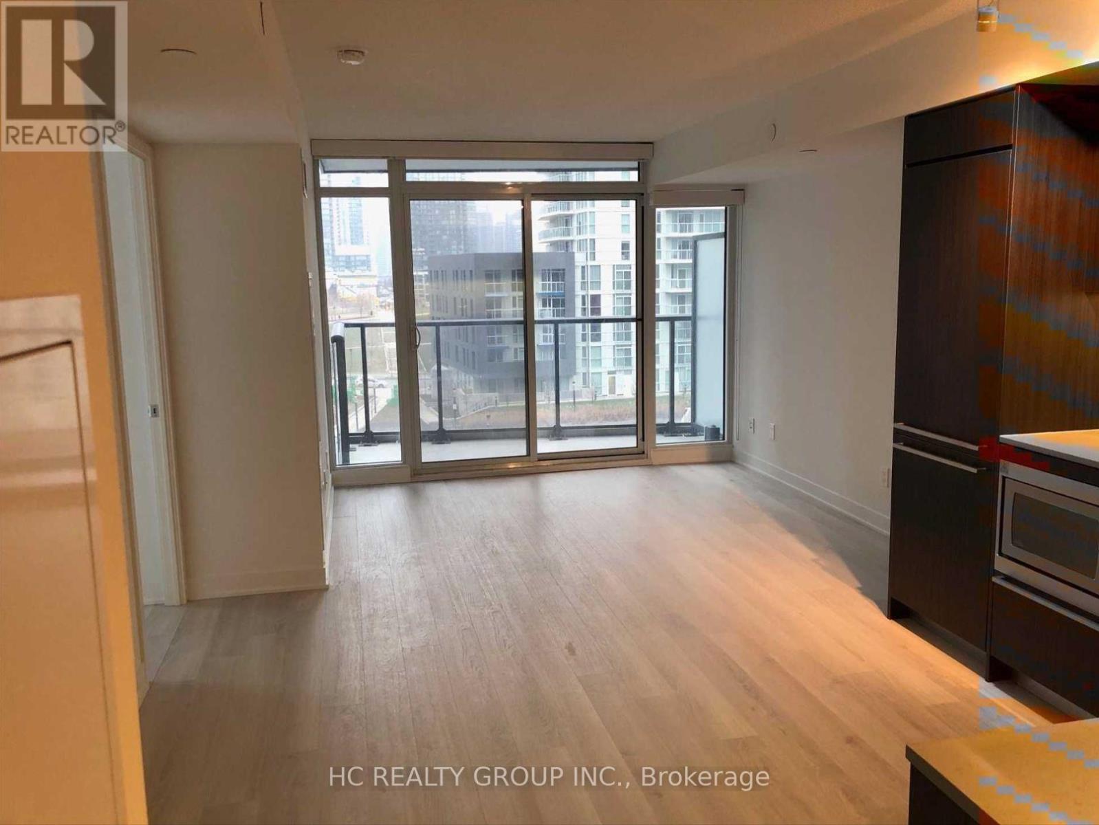 609 - 70 Queens Wharf Road, Toronto, Ontario  M5V 0J9 - Photo 3 - C12500732