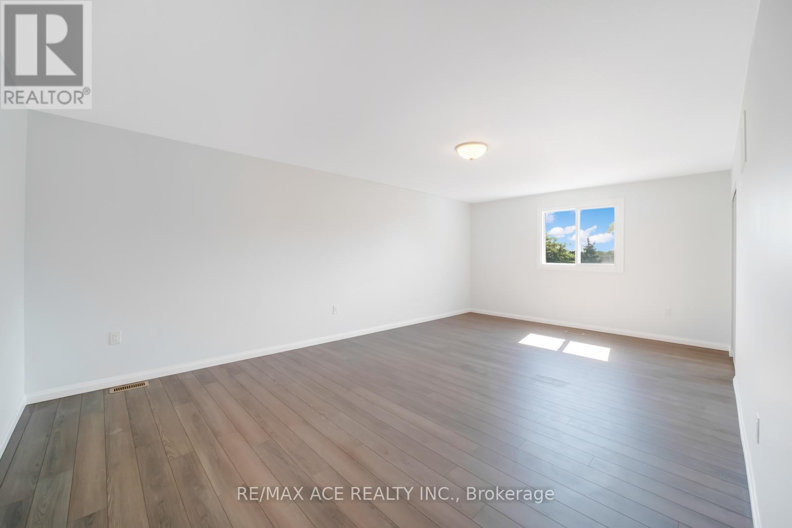 96 Invergordon Avenue, Toronto, Ontario  M1S 2Z2 - Photo 21 - E12500710