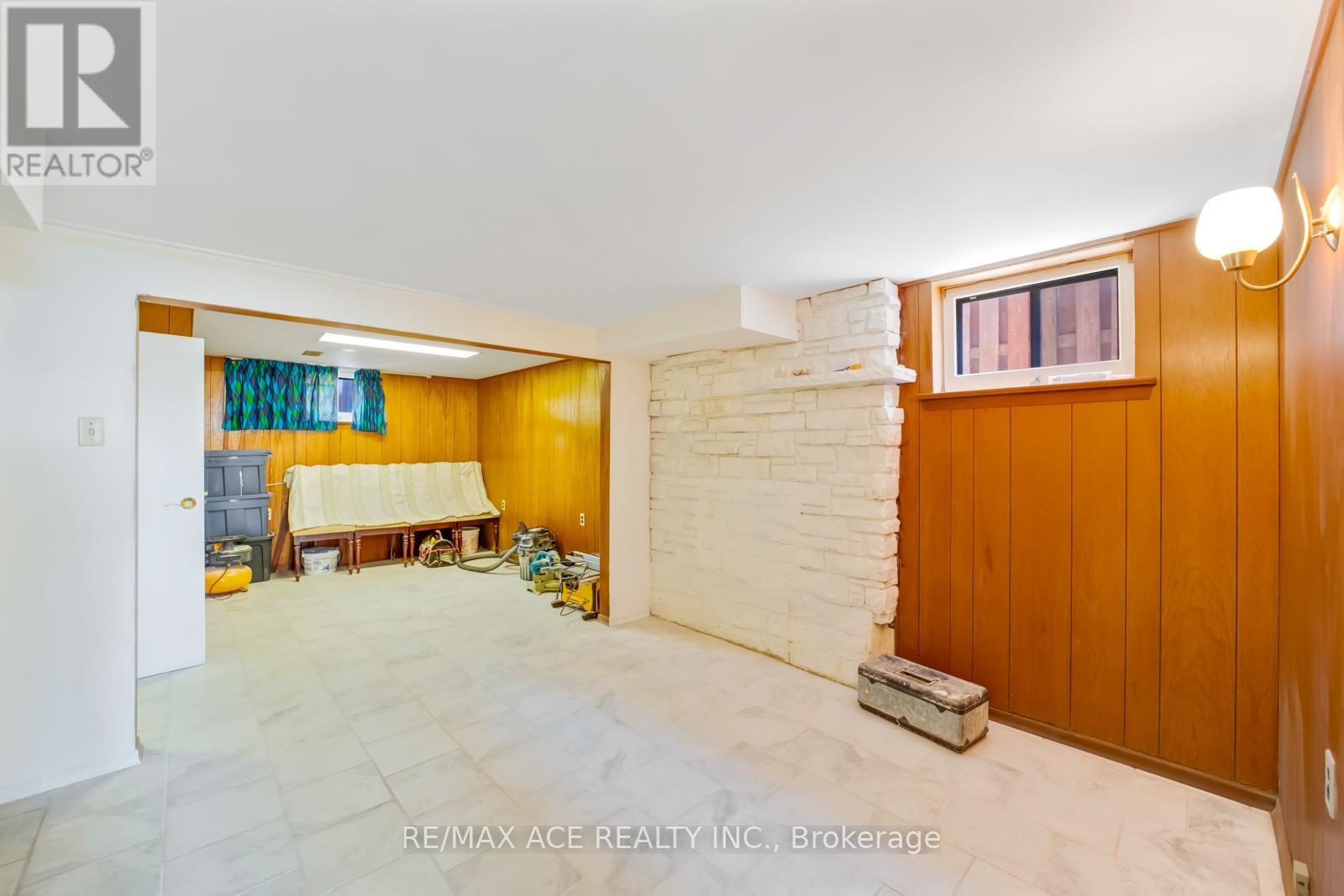 96 Invergordon Avenue, Toronto, Ontario  M1S 2Z2 - Photo 33 - E12500710