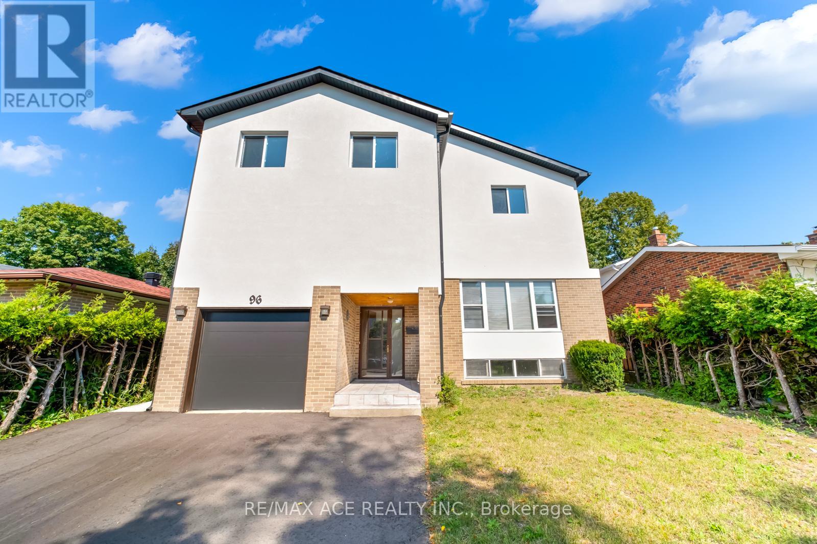 96 Invergordon Avenue, Toronto, Ontario  M1S 2Z2 - Photo 4 - E12500710