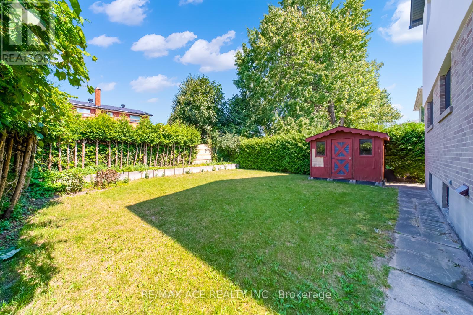 96 Invergordon Avenue, Toronto, Ontario  M1S 2Z2 - Photo 41 - E12500710