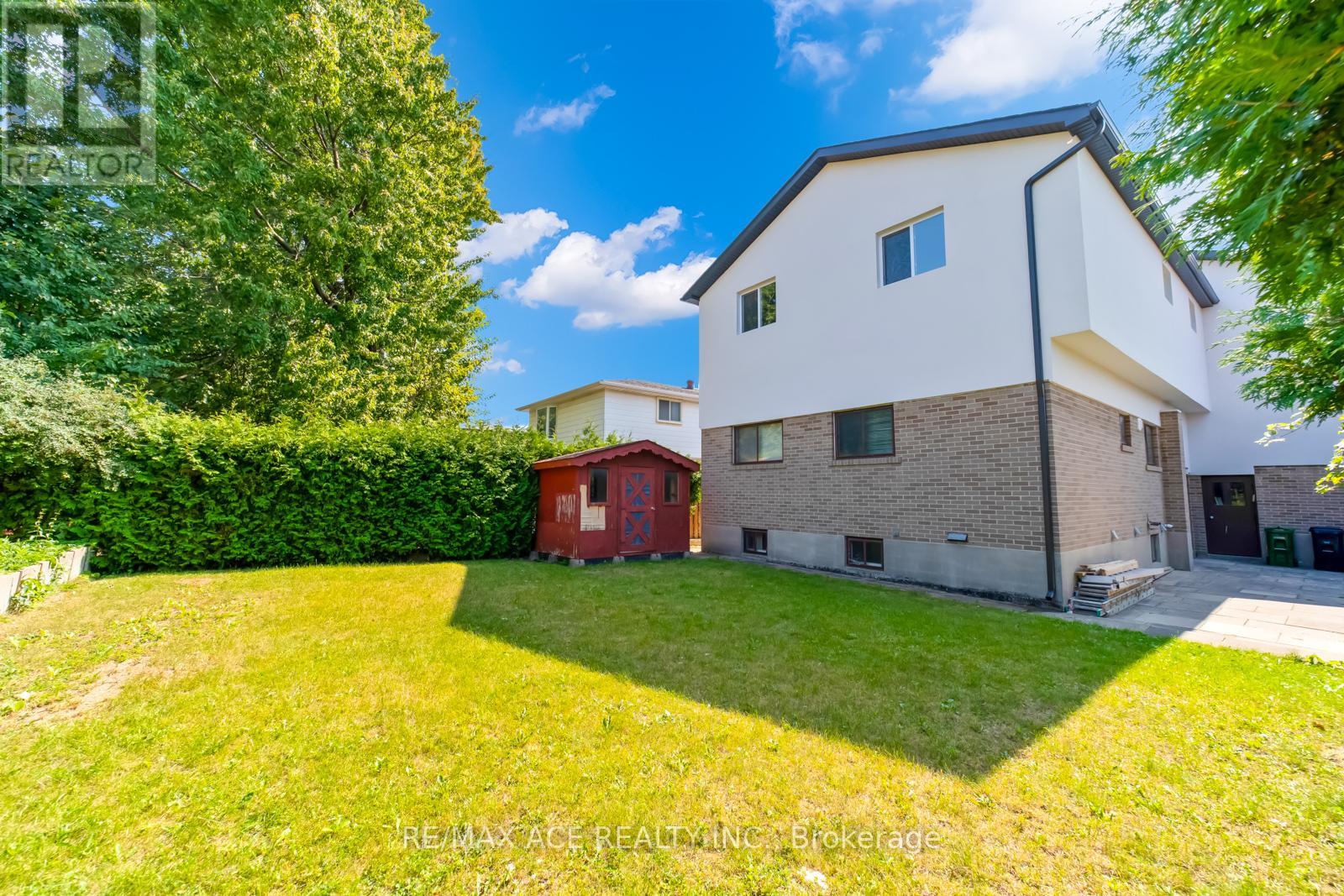 96 Invergordon Avenue, Toronto, Ontario  M1S 2Z2 - Photo 46 - E12500710