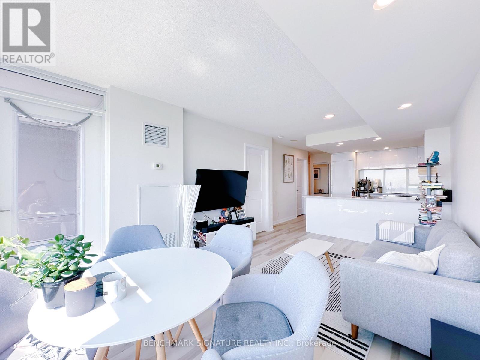 3007 - 190 Borough Drive, Toronto, Ontario  M1P 0B6 - Photo 3 - E12500742