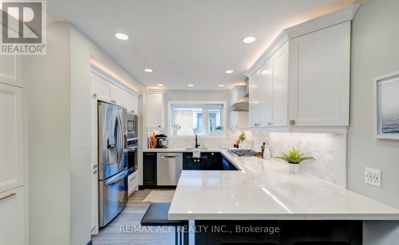 Main - 47 Montvale Drive, Toronto, Ontario  M1M 3E5 - Photo 7 - E12500750