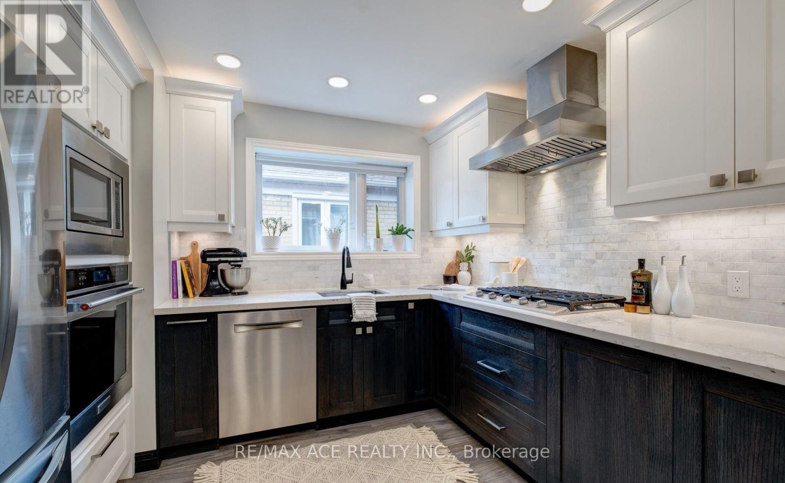 Main - 47 Montvale Drive, Toronto, Ontario  M1M 3E5 - Photo 8 - E12500750