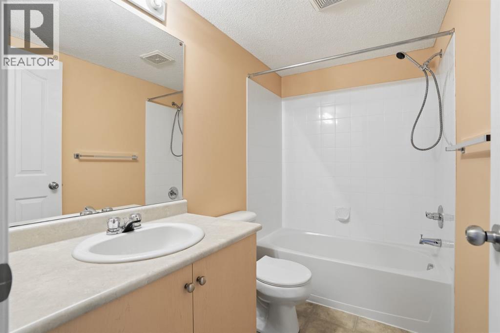 3318, 10 Prestwick Bay Se, Calgary, Alberta T2Z 0B5 - Photo 16 - A2252158