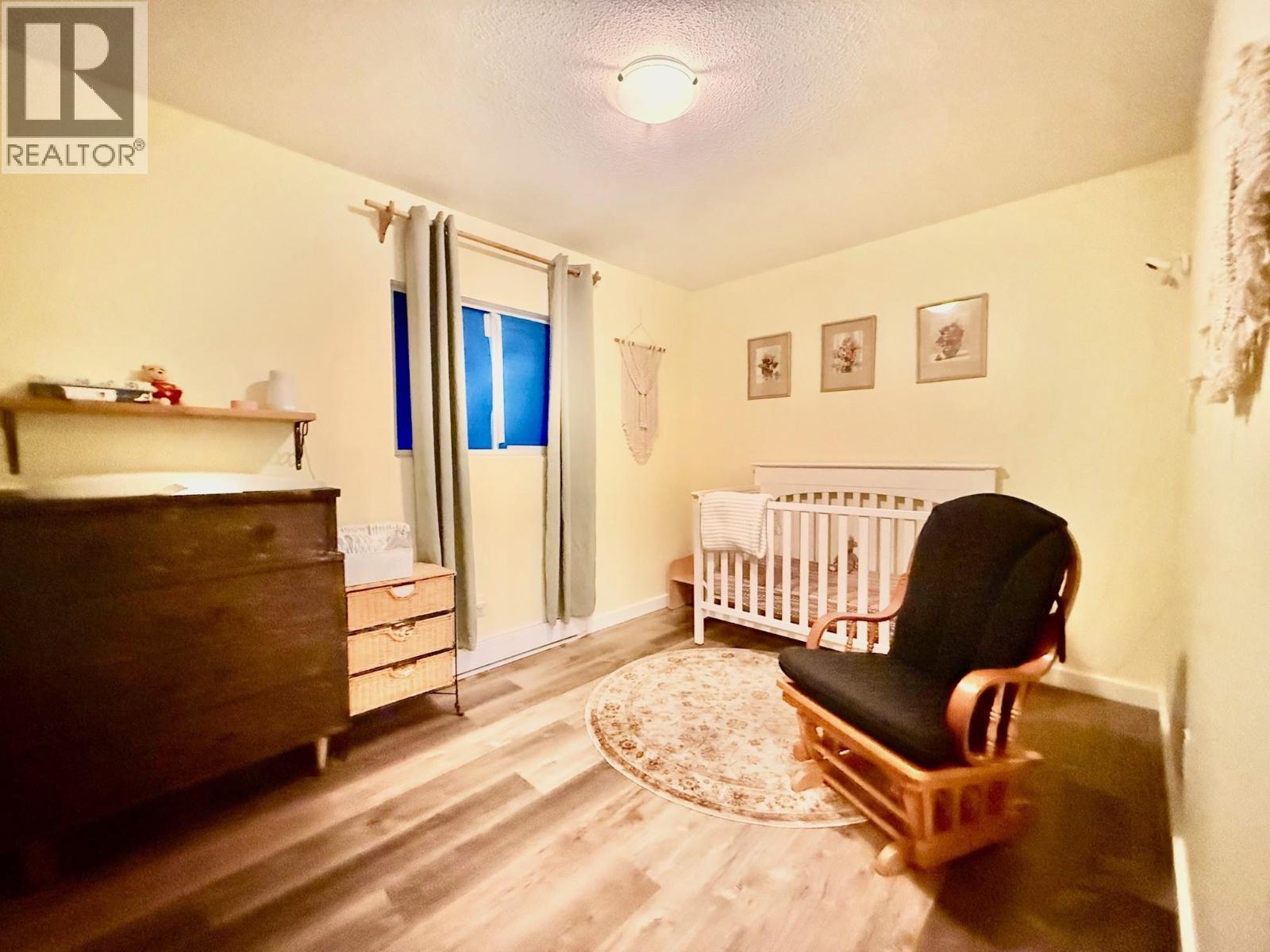 5607 Wakefield Road, Sechelt, British Columbia  V7Z 0N3 - Photo 8 - R3061074