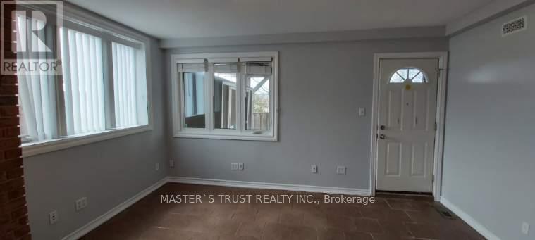 Unit 3 - 286 Georgian Drive, Barrie, Ontario  L4M 7B7 - Photo 3 - S12500714