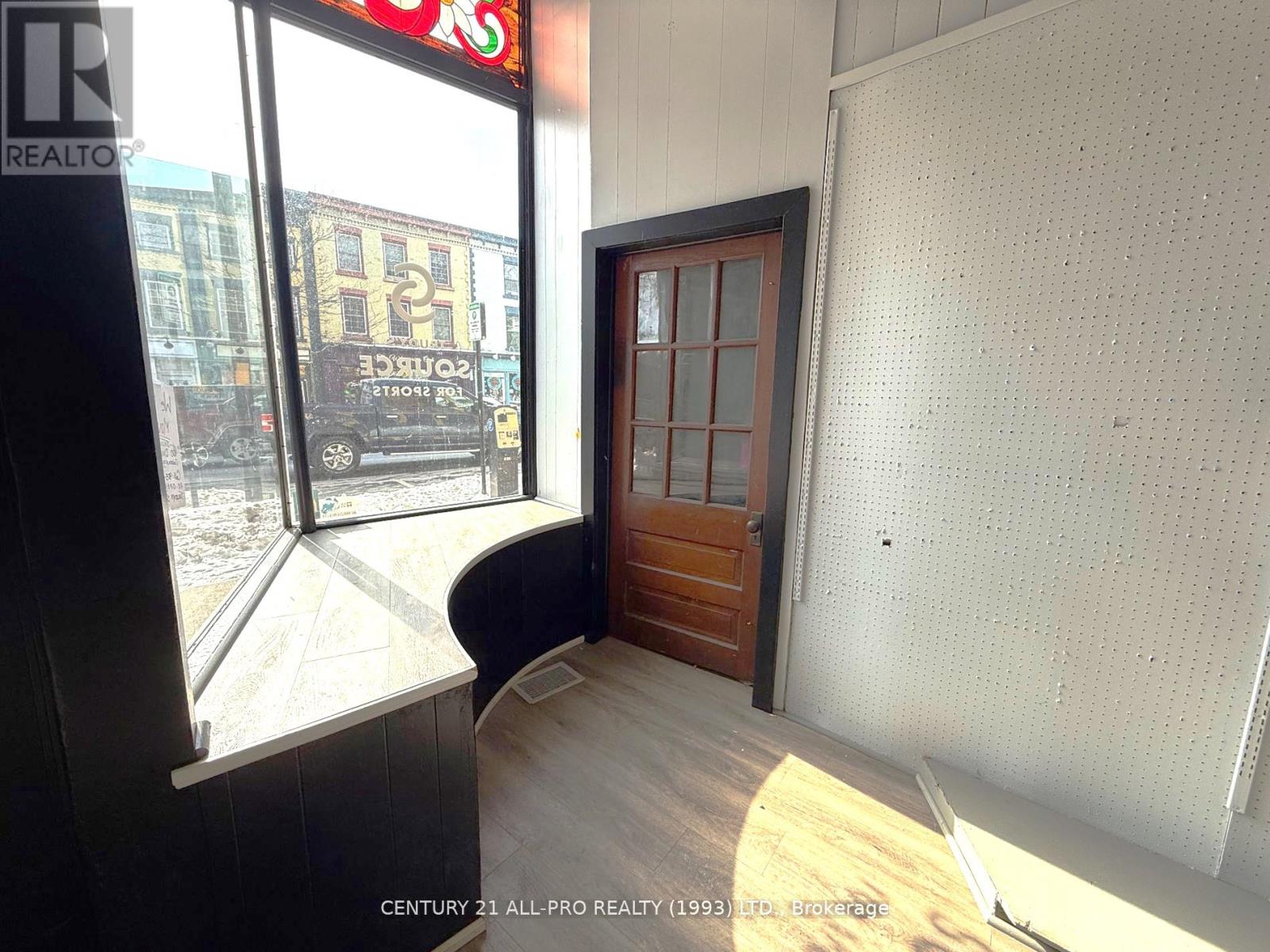 84 King Street W, Cobourg, Ontario  K9A 2M3 - Photo 4 - X12319778