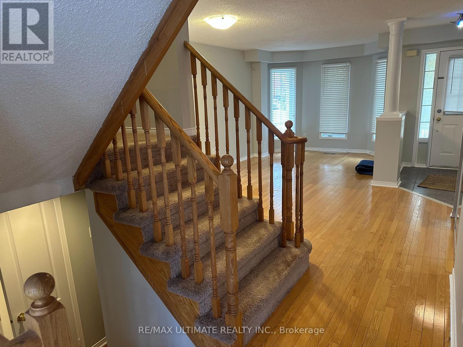 367 Van Kirk Drive, Brampton, Ontario  L7A 1T6 - Photo 11 - W12500748