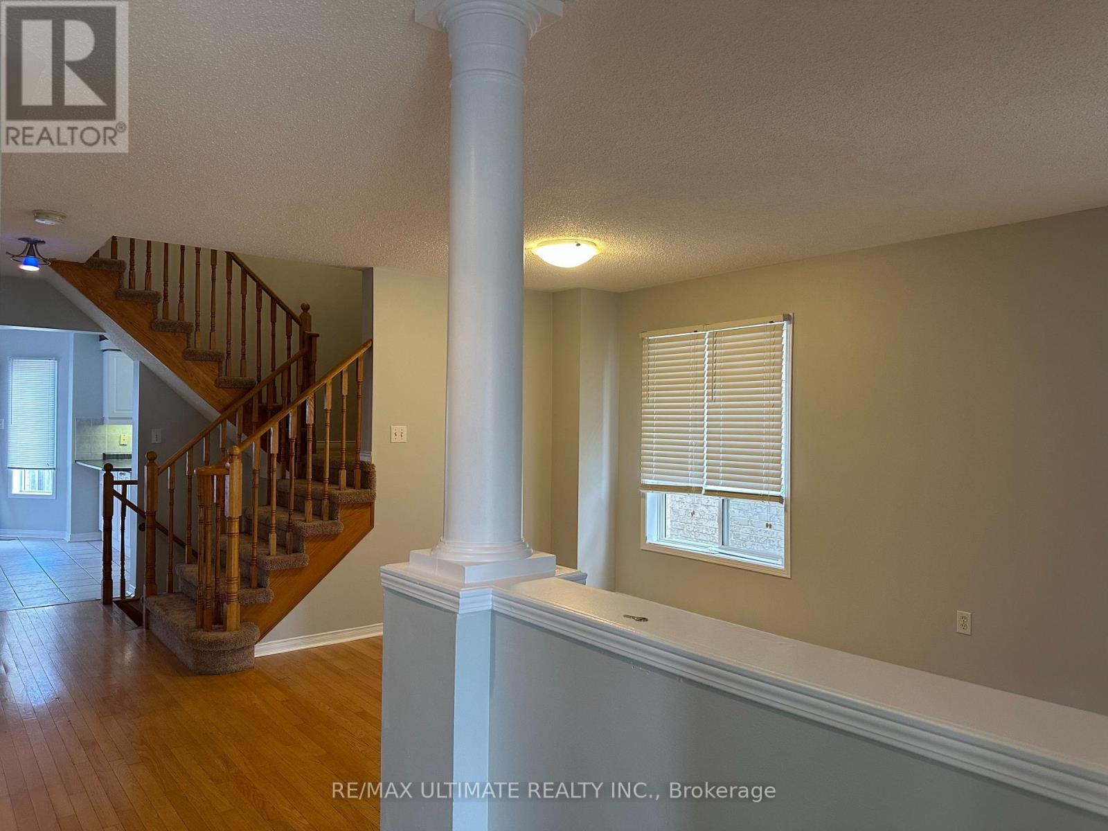 367 Van Kirk Drive, Brampton, Ontario  L7A 1T6 - Photo 4 - W12500748