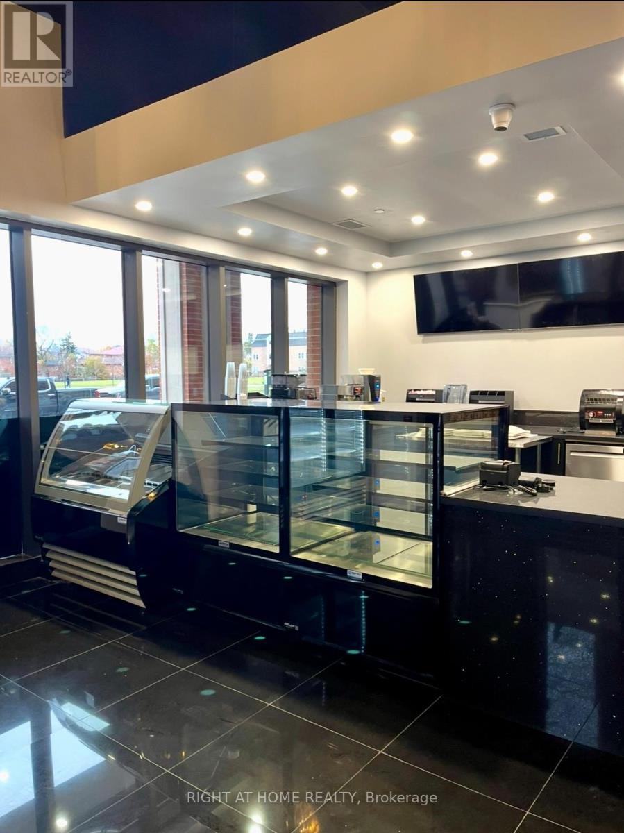 38 Via Bagnato, Toronto, Ontario  M6A 0B1 - Photo 4 - W12500756