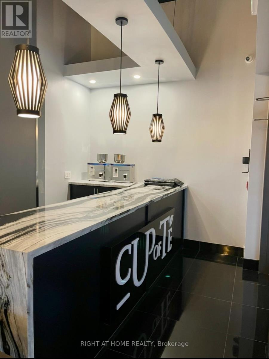 38 Via Bagnato, Toronto, Ontario  M6A 0B1 - Photo 6 - W12500756