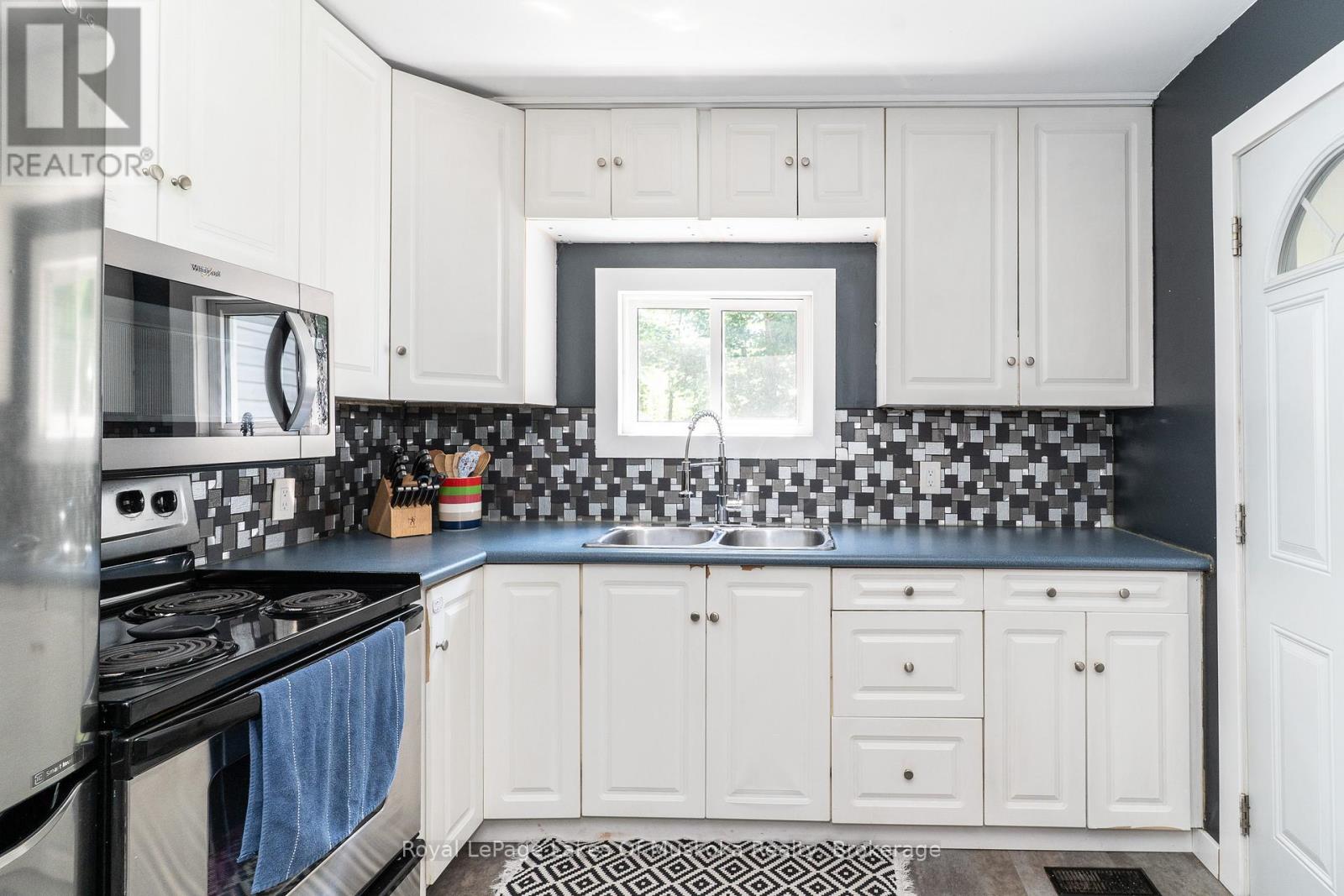 31 Florence Street W, Huntsville, Ontario  P1H 1V4 - Photo 12 - X12500784