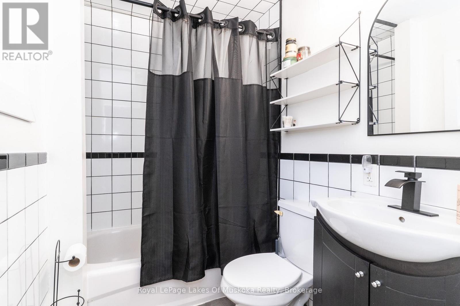 31 Florence Street W, Huntsville, Ontario  P1H 1V4 - Photo 32 - X12500784