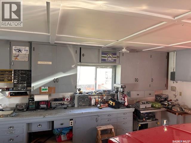 240 8th Avenue Nw, Swift Current, Saskatchewan  S9H 0Z8 - Photo 31 - SK022193