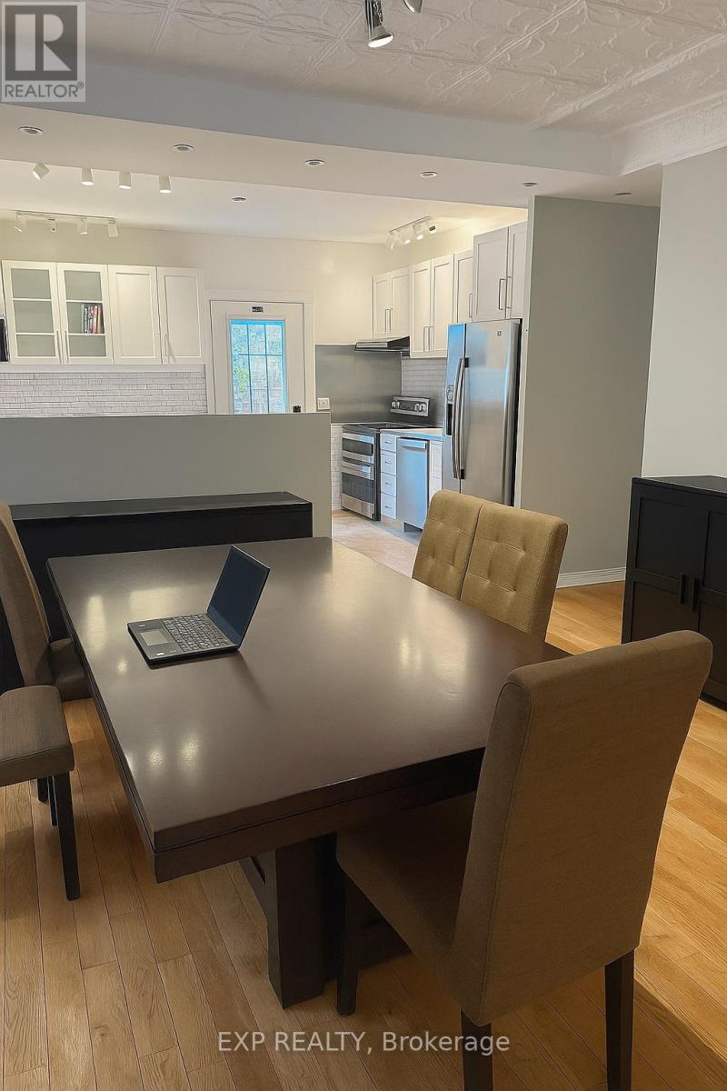 41 Hillsdale Avenue E, Toronto, Ontario  M4S 1T4 - Photo 12 - C12473630