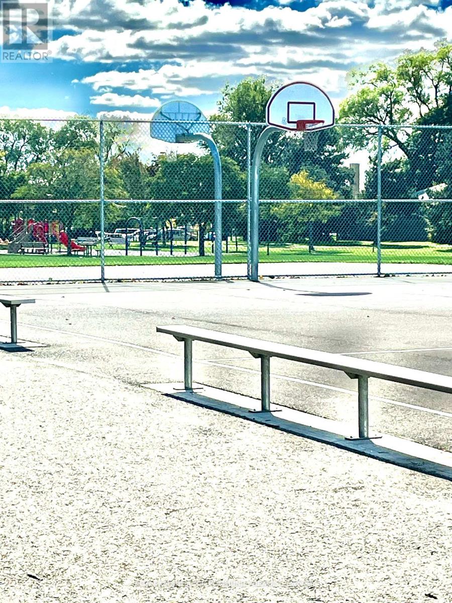 Gl6 - 6 Eva Road, Toronto, Ontario  M9C 0B1 - Photo 32 - W12449914