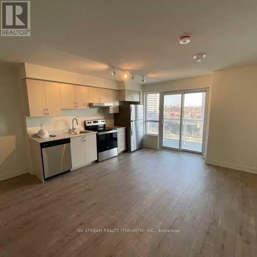 708 - 10 Wilby Crescent, Toronto, Ontario  M9N 0B6 - Photo 2 - W12494336