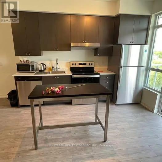 708 - 10 Wilby Crescent, Toronto, Ontario  M9N 0B6 - Photo 4 - W12494336