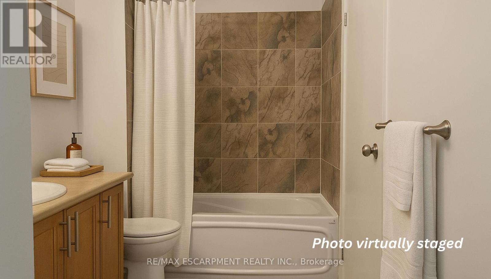 715 - 66 Bay Street S, Hamilton, Ontario  L8P 4Z6 - Photo 14 - X12500734