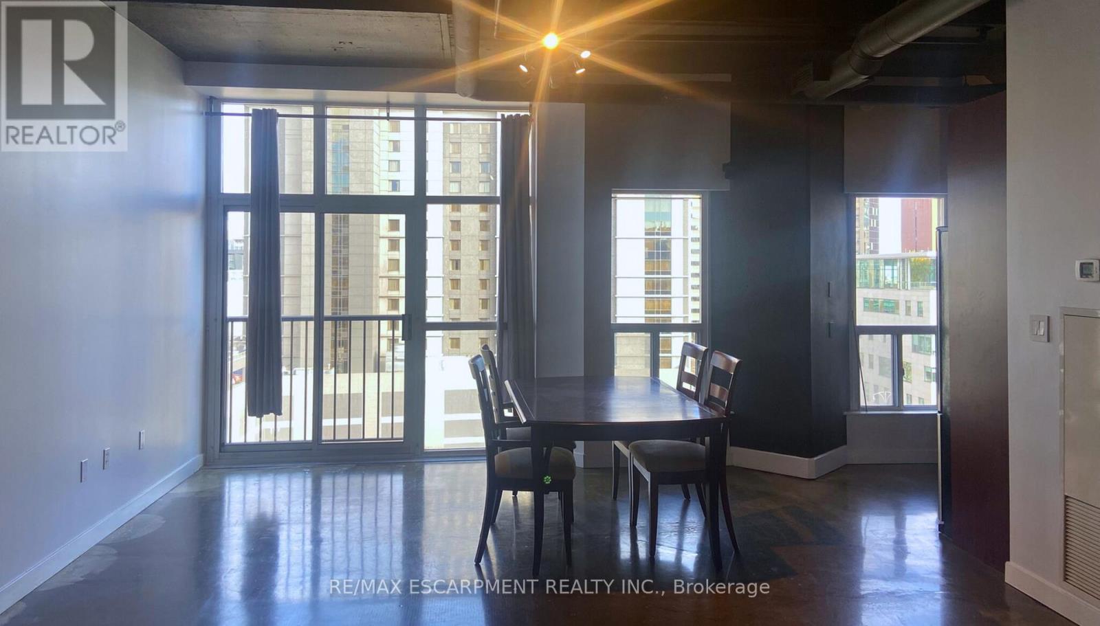 715 - 66 Bay Street S, Hamilton, Ontario  L8P 4Z6 - Photo 4 - X12500734