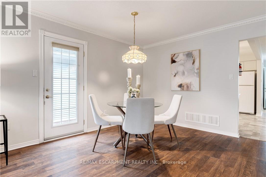 6 Village Drive, West Lincoln, Ontario  L0R 2A0 - Photo 24 - X12500762