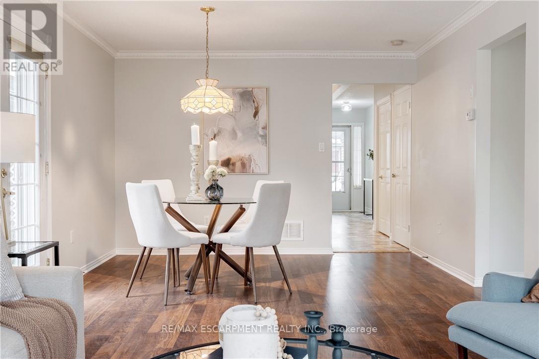 6 Village Drive, West Lincoln, Ontario  L0R 2A0 - Photo 25 - X12500762