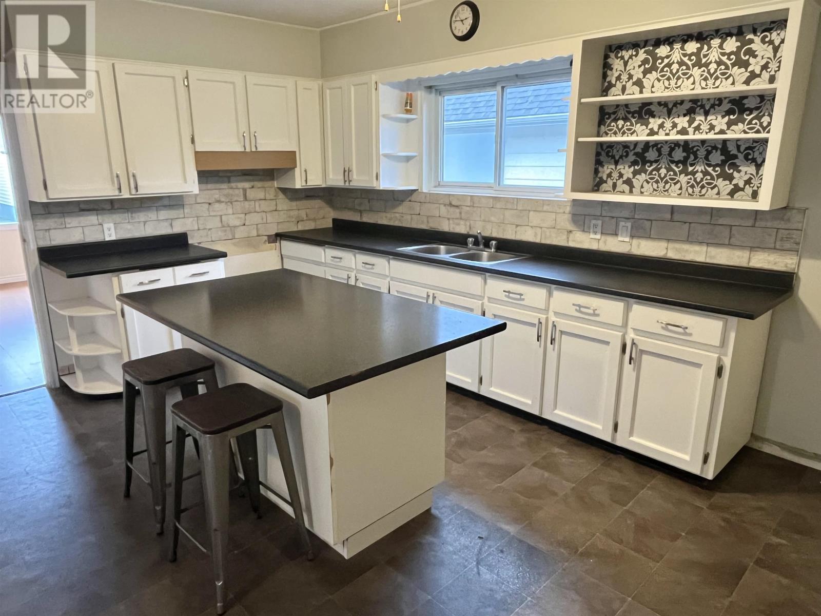 198 Banning Street, Thunder Bay, Ontario  P7B 3J3 - Photo 5 - TB253365