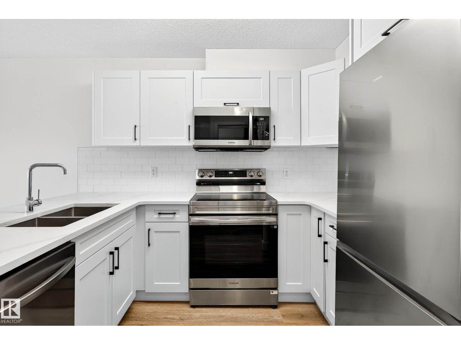 #121 17404 64 AV NW, Edmonton, Alberta