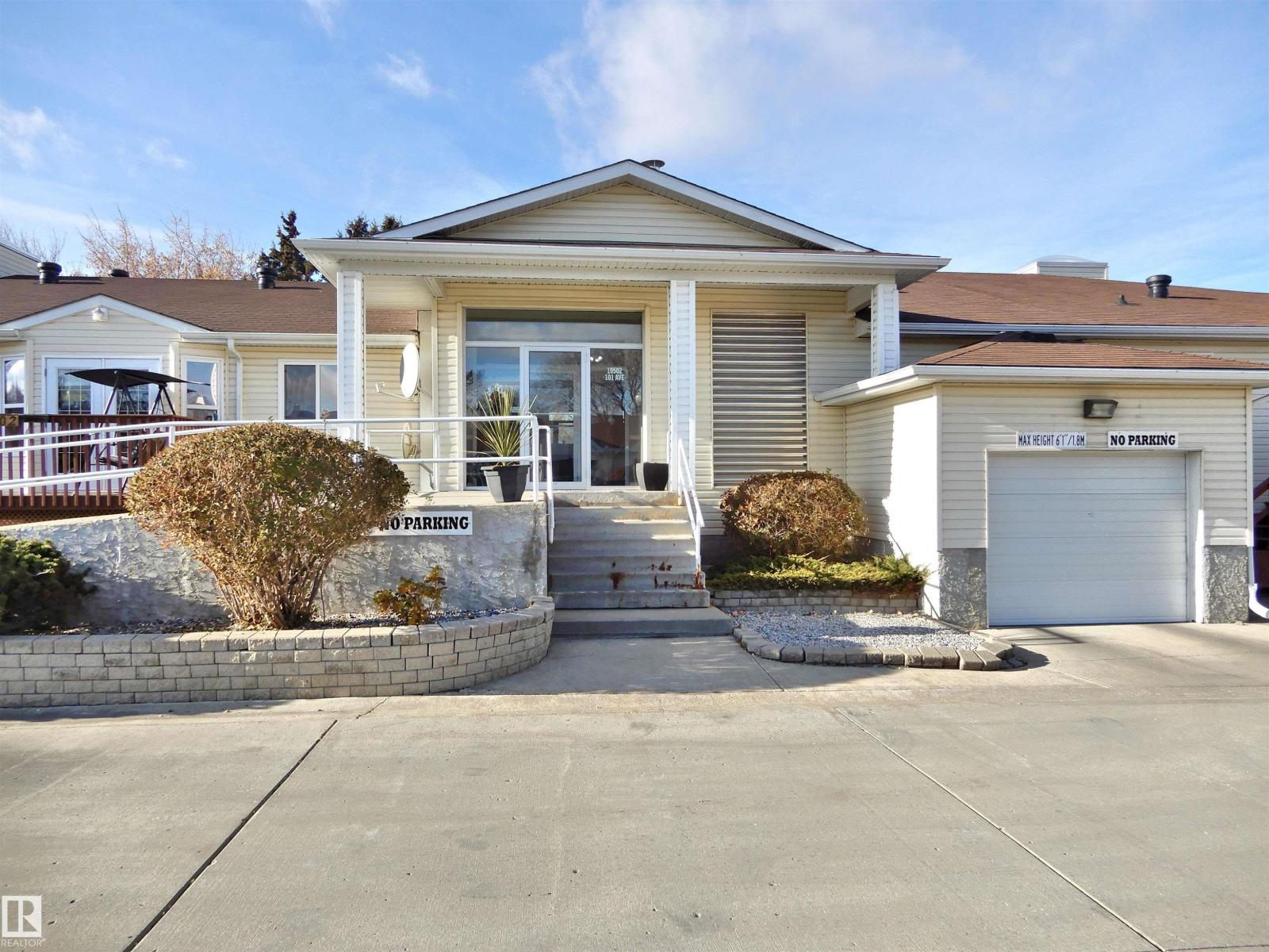 #102 10502 101, Morinville, Alberta  T8R 1V7 - Photo 1 - E4464437