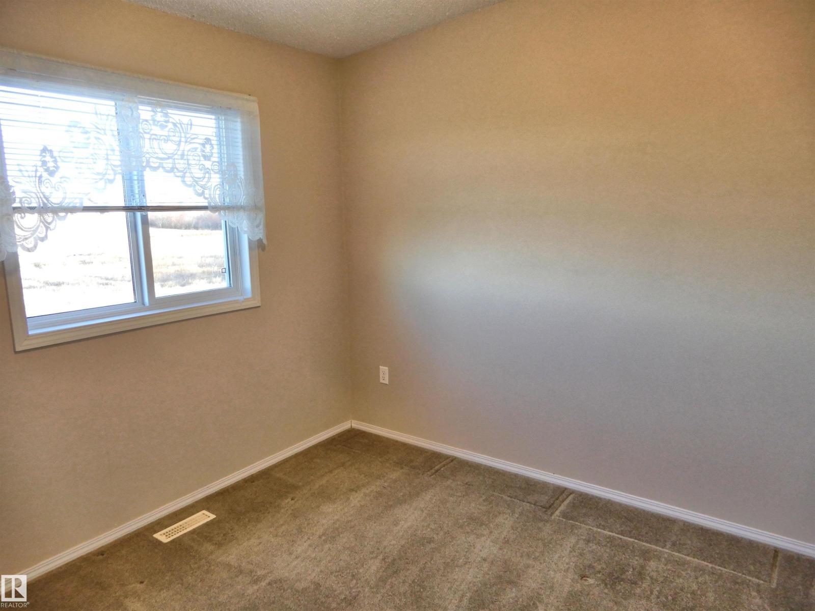 #102 10502 101, Morinville, Alberta  T8R 1V7 - Photo 15 - E4464437