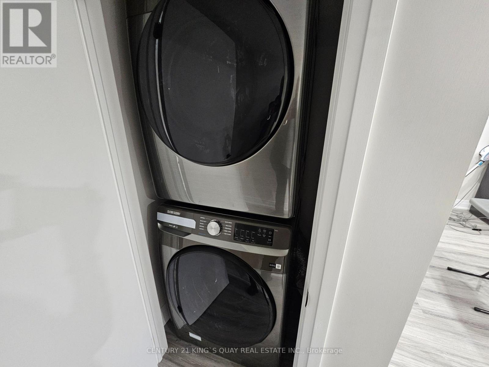 17 Dragonfly Crescent, Toronto, Ontario  M1X 1W2 - Photo 5 - E12488828