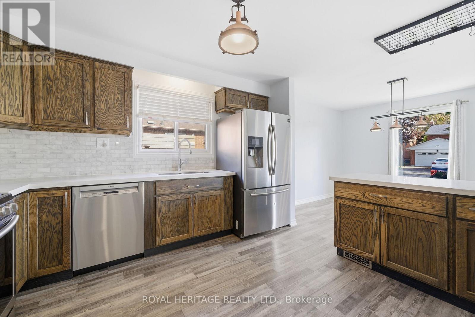 10 Carter Crescent, Whitby, Ontario  L1N 6C4 - Photo 16 - E12500768