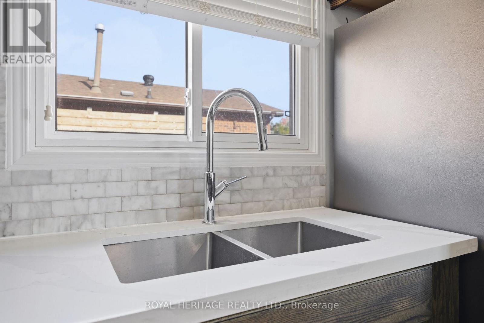 10 Carter Crescent, Whitby, Ontario  L1N 6C4 - Photo 18 - E12500768