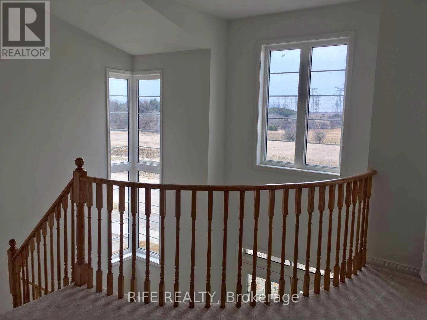 2585 Craftsman Drive, Oshawa, Ontario  L1L 0M3 - Photo 4 - E12500776