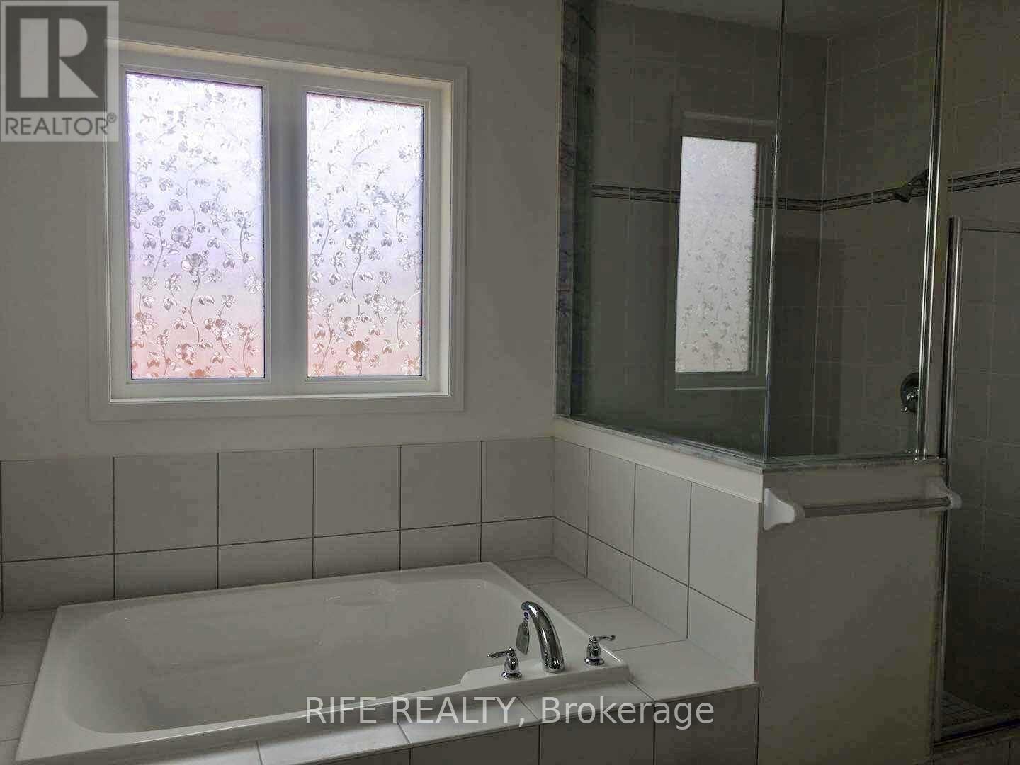 2585 Craftsman Drive, Oshawa, Ontario  L1L 0M3 - Photo 5 - E12500776