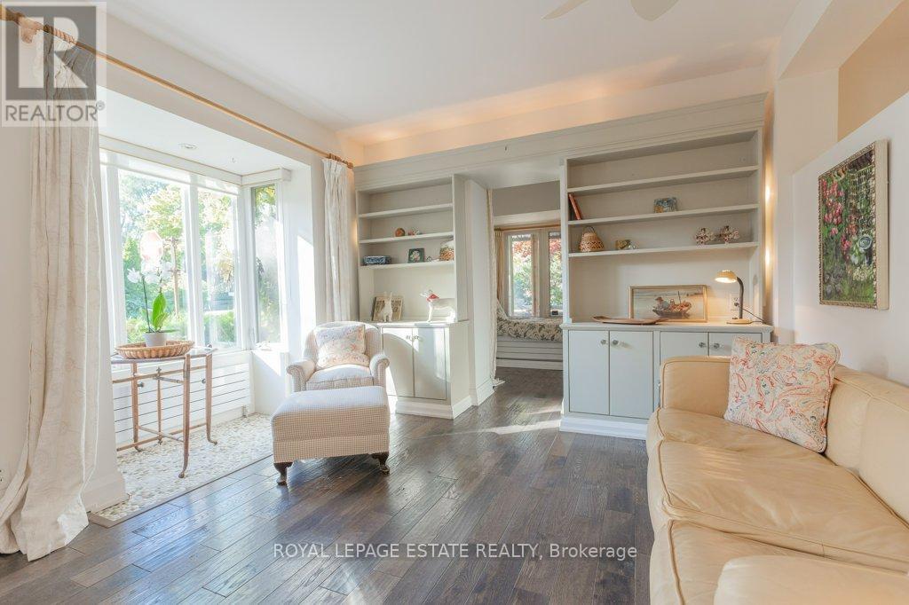 71 Rainsford Road, Toronto, Ontario  M4L 3N7 - Photo 4 - E12500792