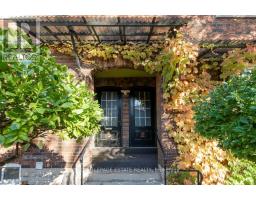 71 RAINSFORD ROAD, Toronto, Ontario
