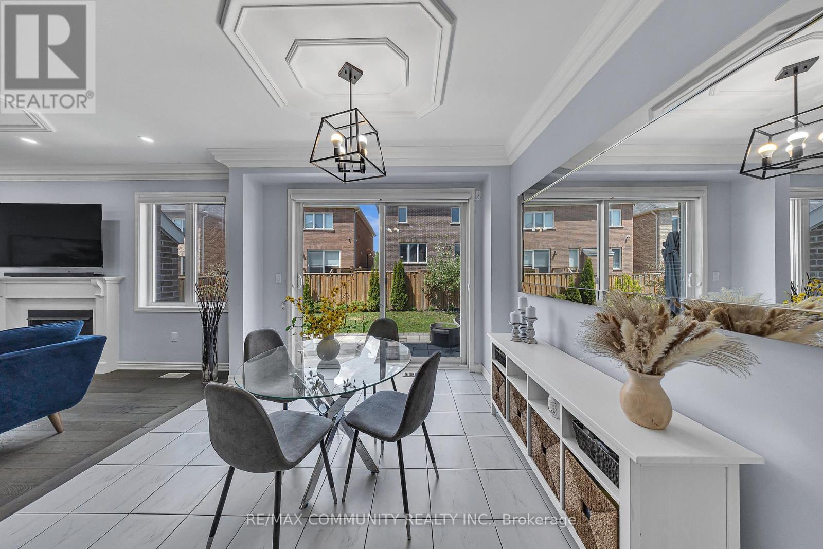 1055 Foxtail Crescent, Pickering, Ontario  L1X 0E7 - Photo 22 - E12500794