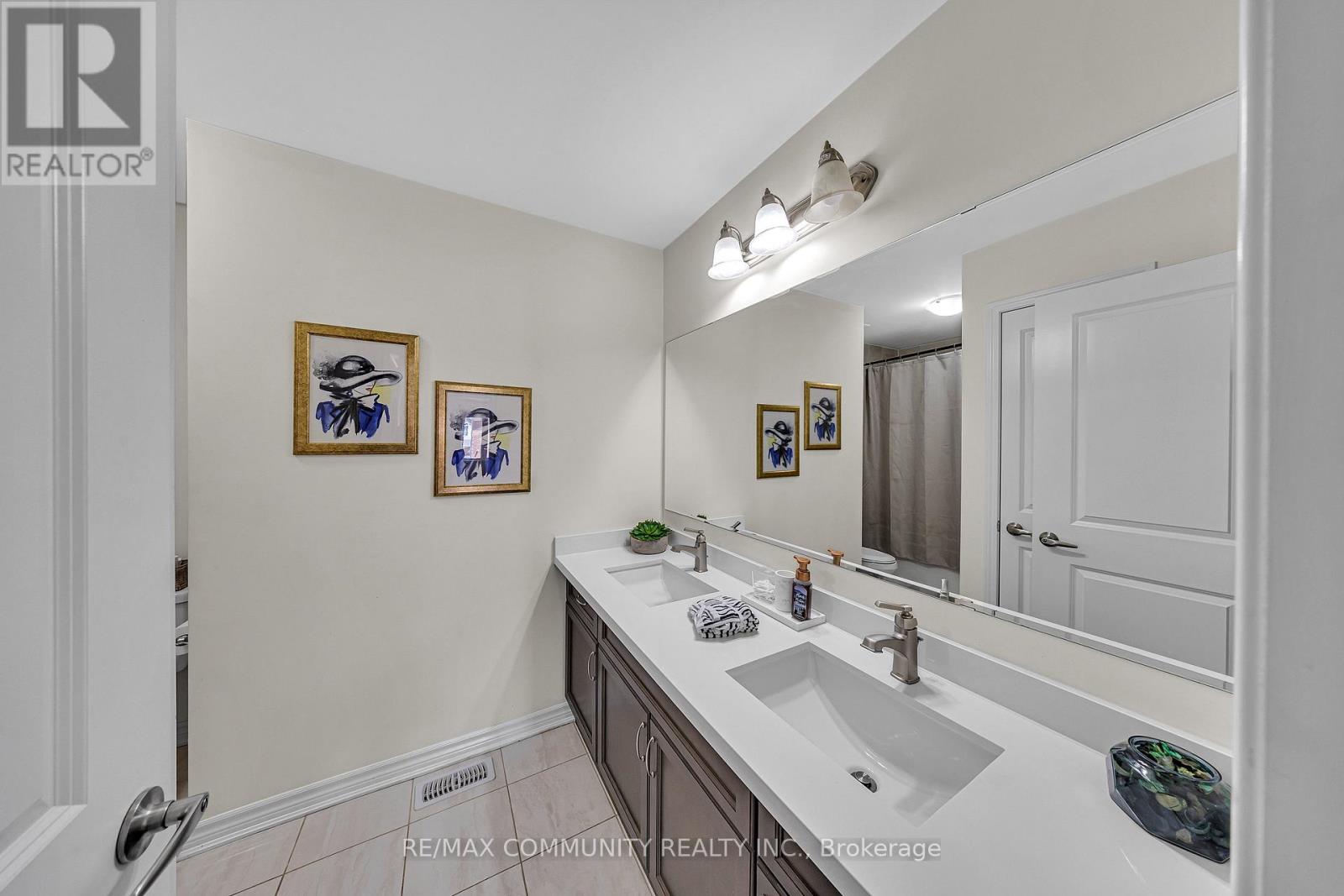 1055 Foxtail Crescent, Pickering, Ontario  L1X 0E7 - Photo 30 - E12500794