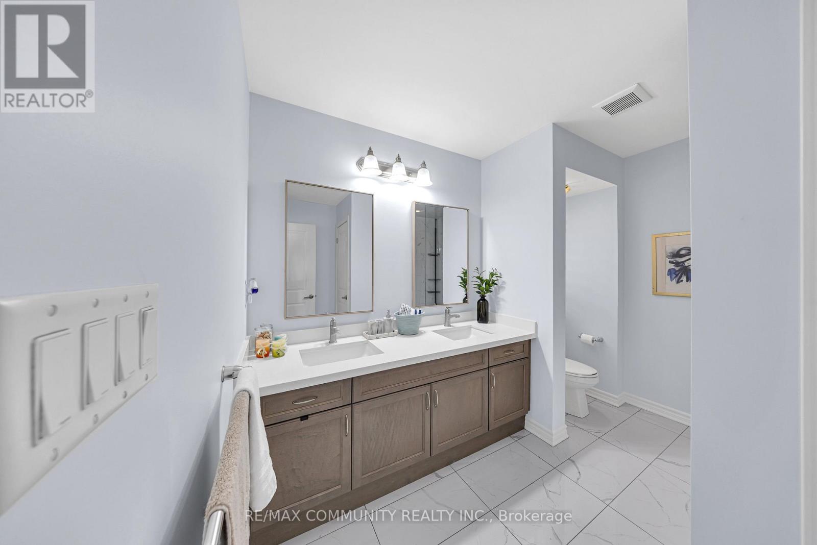 1055 Foxtail Crescent, Pickering, Ontario  L1X 0E7 - Photo 37 - E12500794