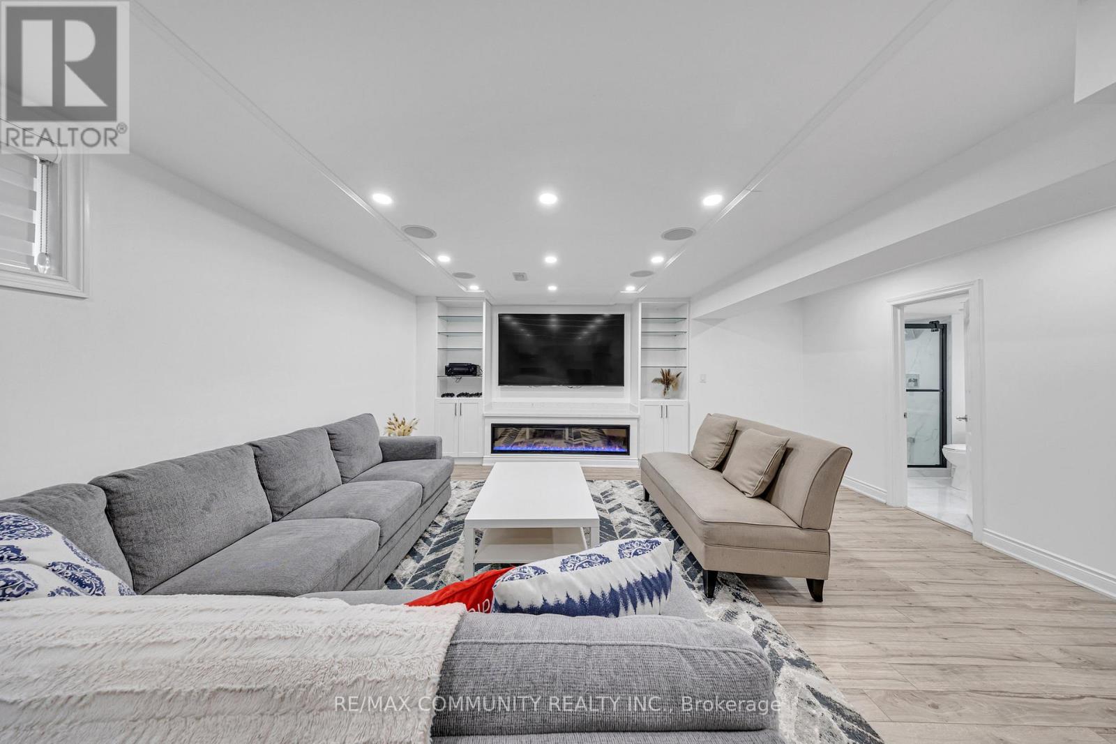 1055 Foxtail Crescent, Pickering, Ontario  L1X 0E7 - Photo 49 - E12500794