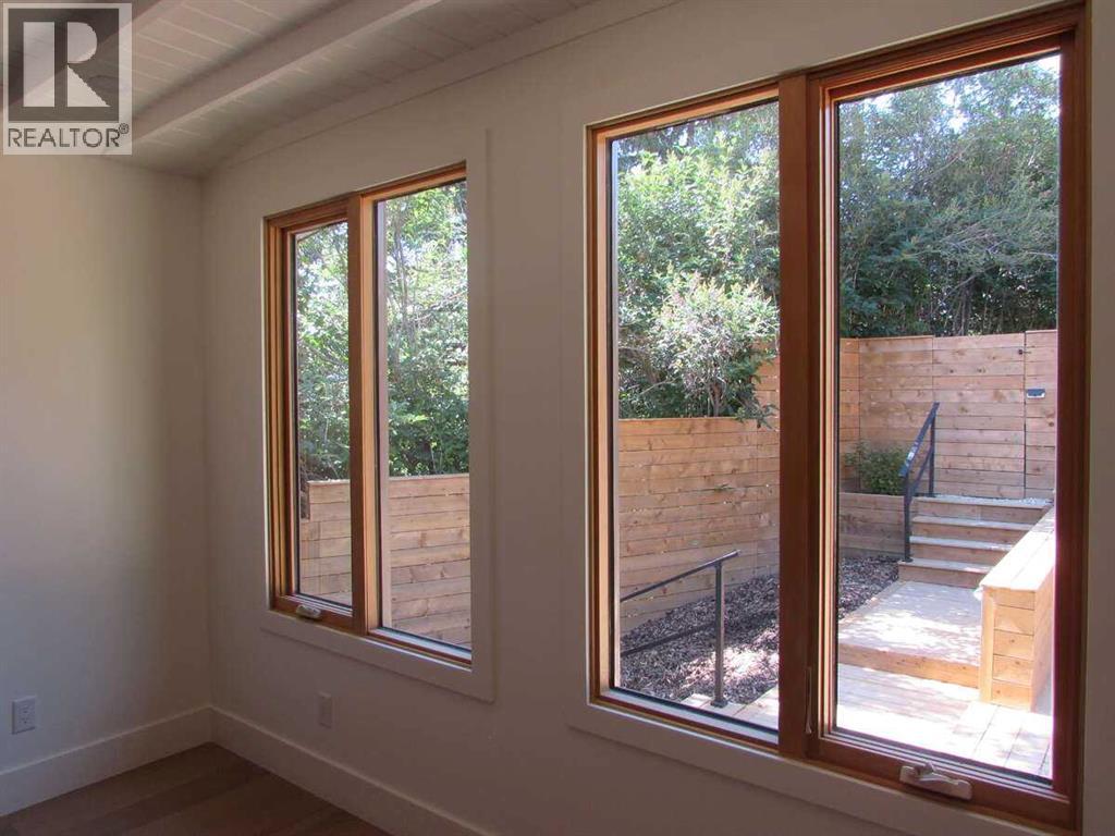 2724 Crawford Road Nw, Calgary, Alberta  T2L 1E1 - Photo 30 - A2263894