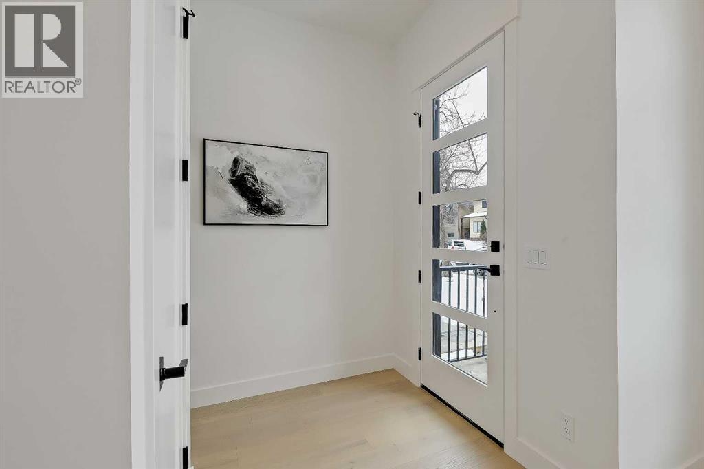 3106 43 Street Sw, Calgary, Alberta  T3E 3P1 - Photo 2 - A2254621