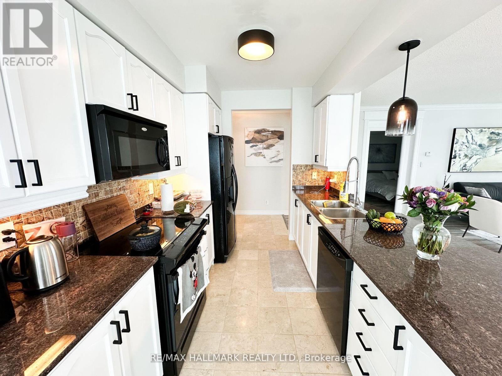 1401 - 100 Promenade Circle, Vaughan, Ontario  L4J 7W7 - Photo 6 - N12500800