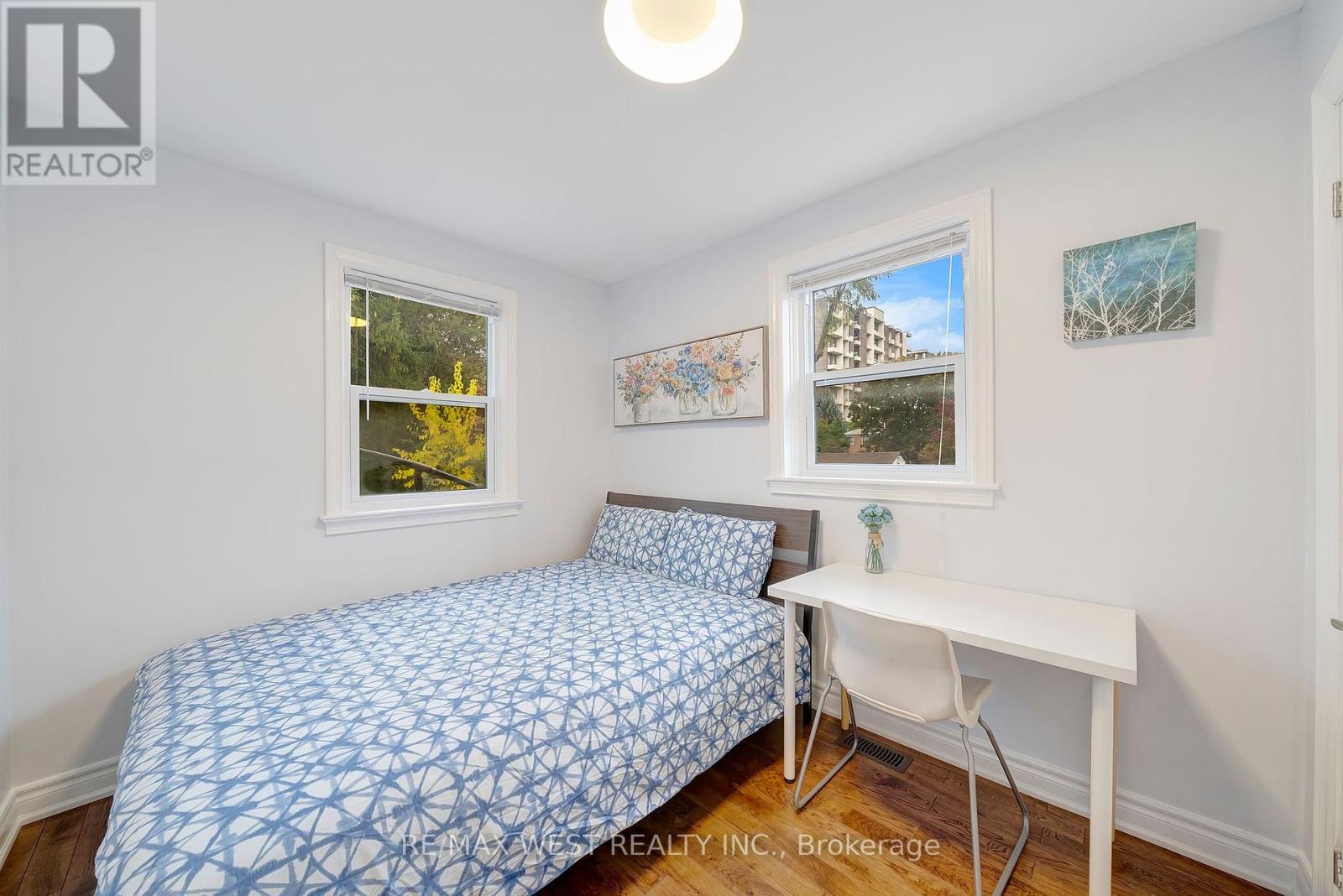 67 South Kingsway, Toronto, Ontario  M6S 3T4 - Photo 17 - W12500770