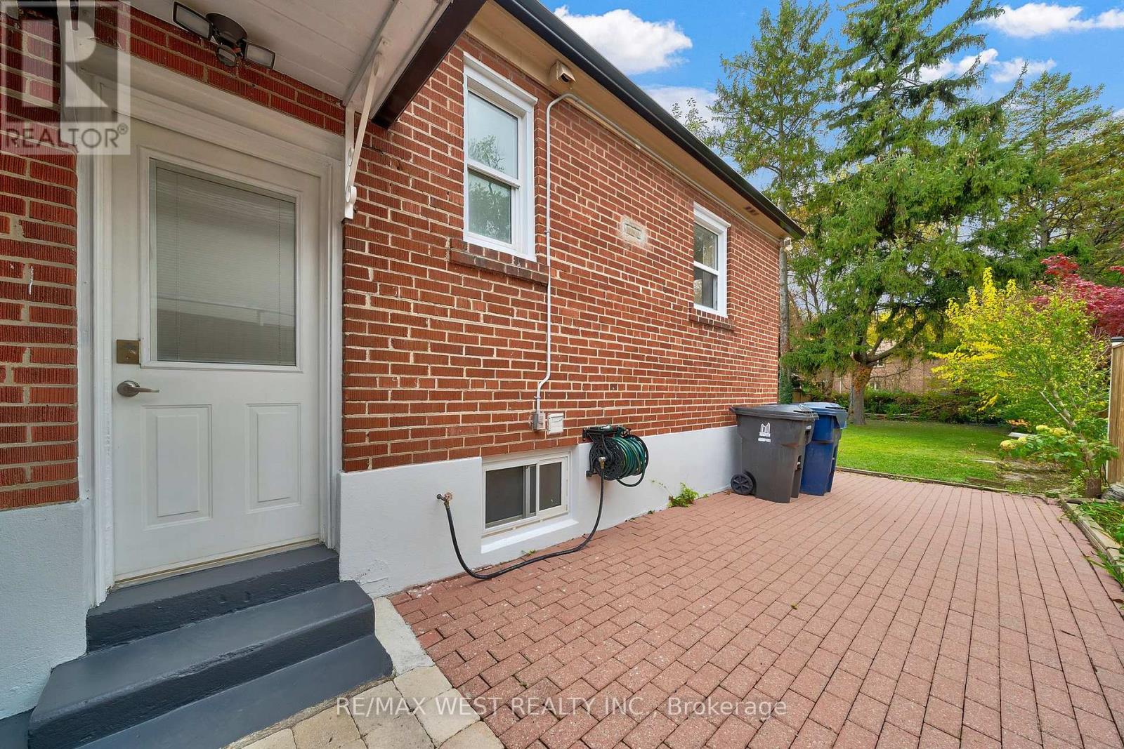 67 South Kingsway, Toronto, Ontario  M6S 3T4 - Photo 29 - W12500770