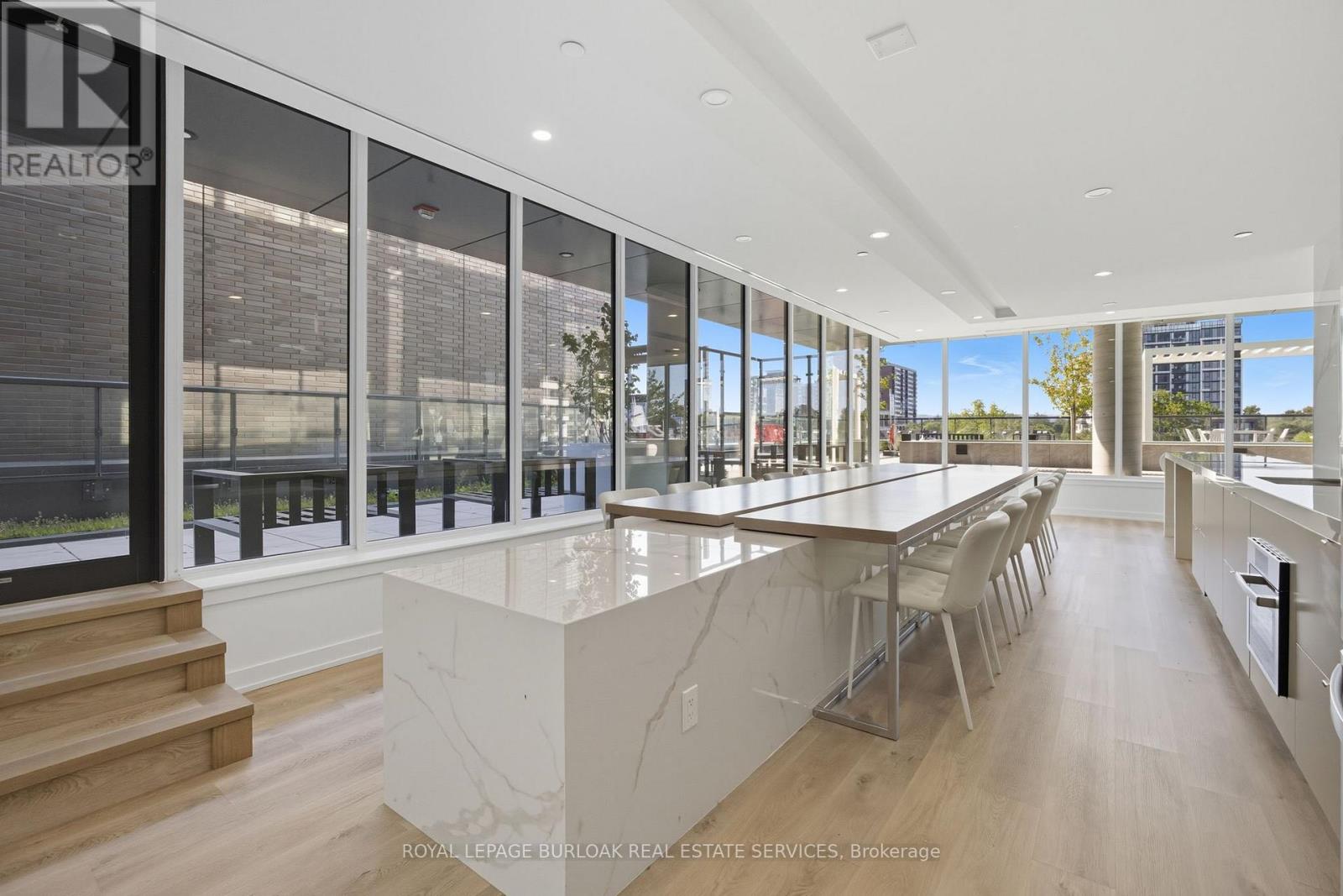 1805 - 370 Martha Street, Burlington, Ontario  L7R 0G9 - Photo 32 - W12500774